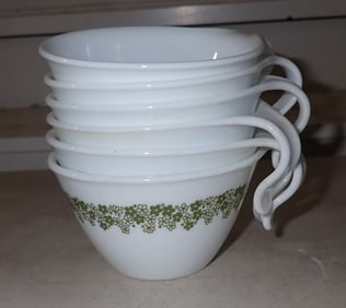 6 Correlle Daisy Spring Blossom Hook Handle Tea Cups