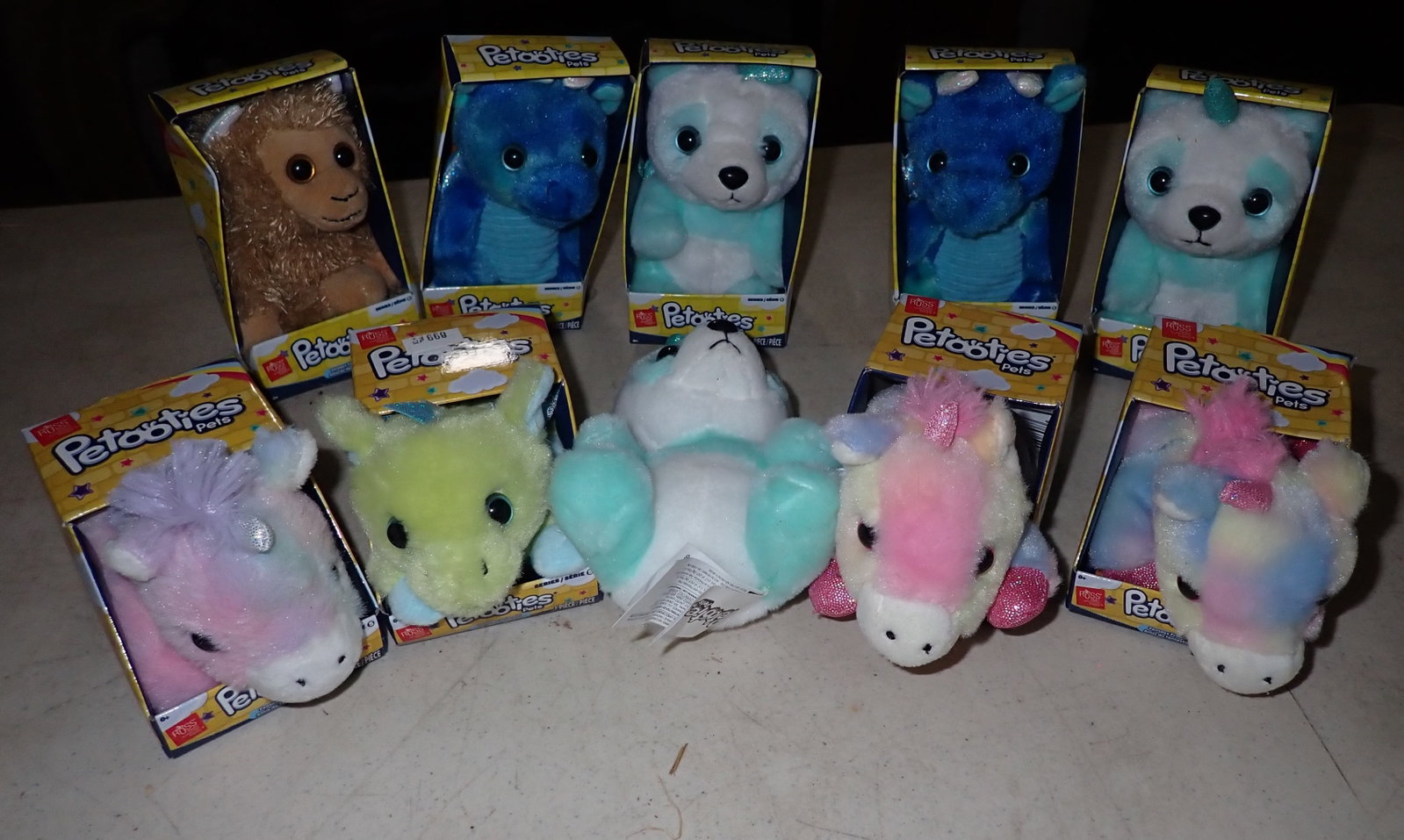 Petooties: Shipping available