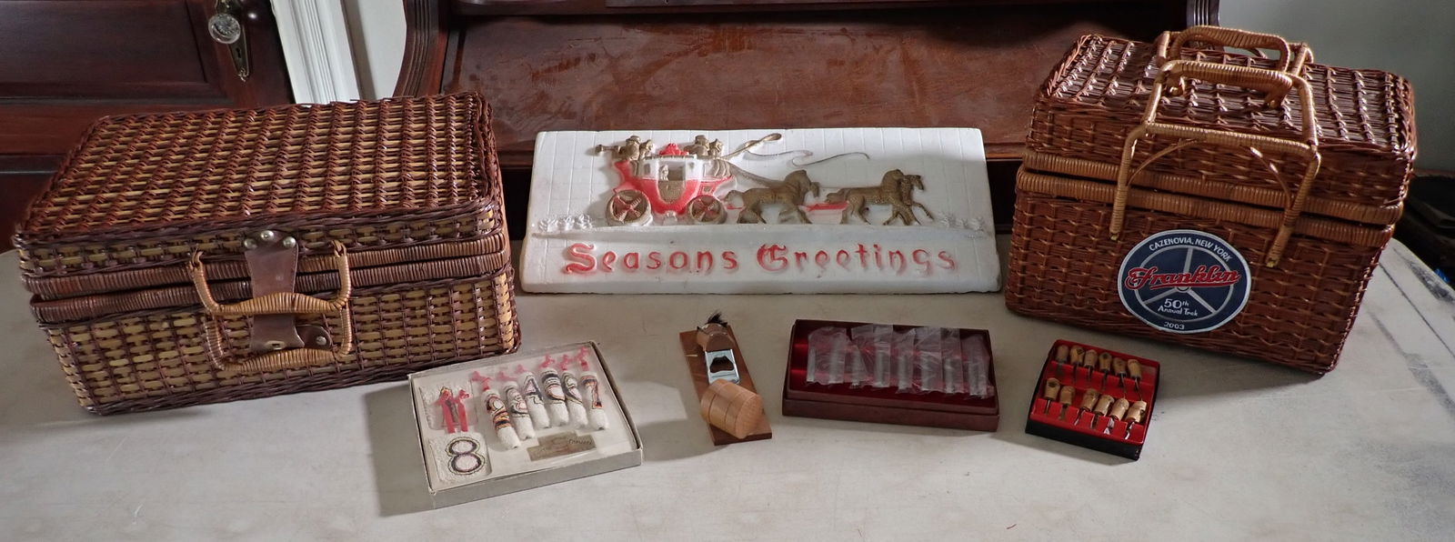 Picnic Baskets Knitted Coasters & Misc: Does not include any items on organ in background. No in house shipping ! Largest basket is approx 12 1/2" x 17 3/4" x 8 1/4".