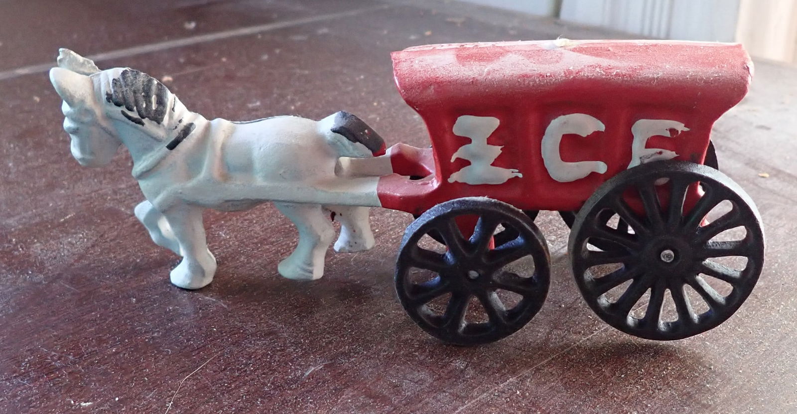 Cast Iron Horse Drawn Ice Wagon (1 of 1)
