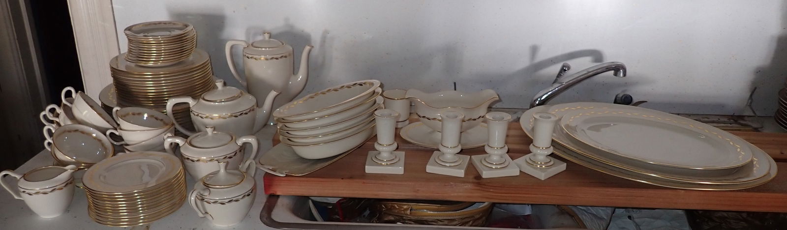 80pcs of Lenox: Largest platter is approx 14" x 18 3/4". No in house shipping ! Buyer to remove from second floor !