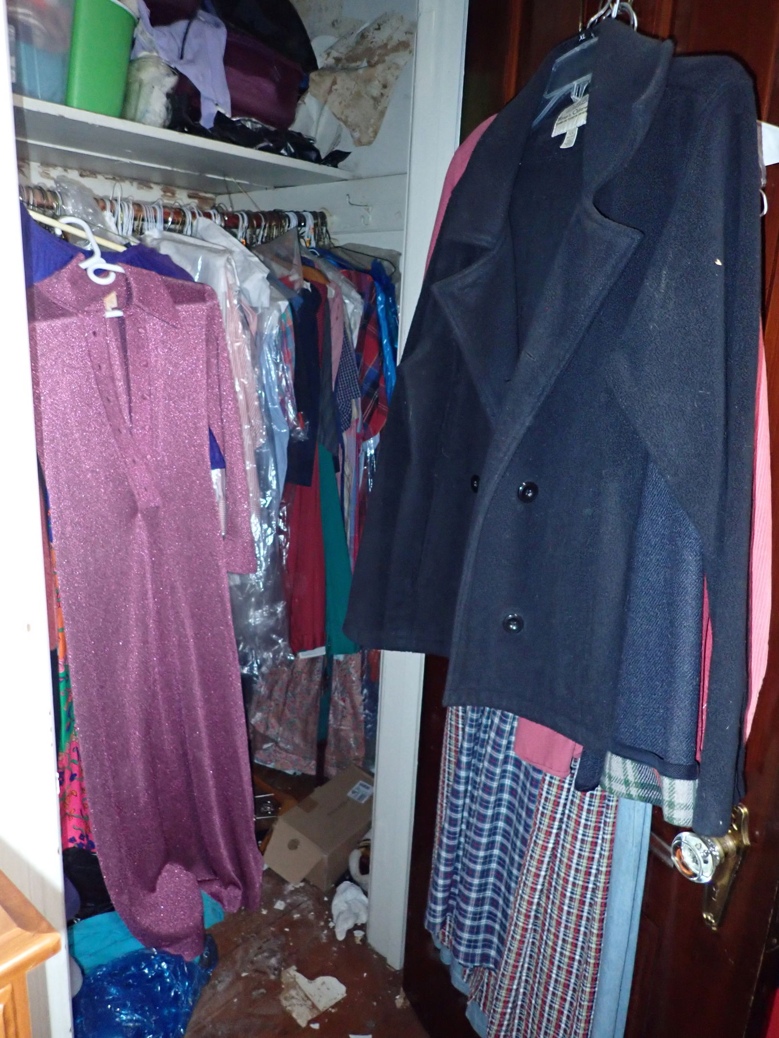 Clothing Closet Contents (1 of 6)