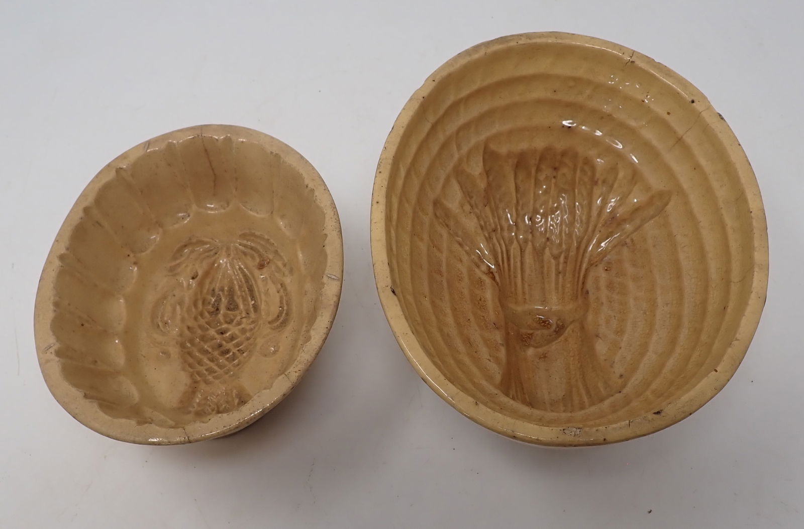 2 Yellow Ware Molds (1 of 6)