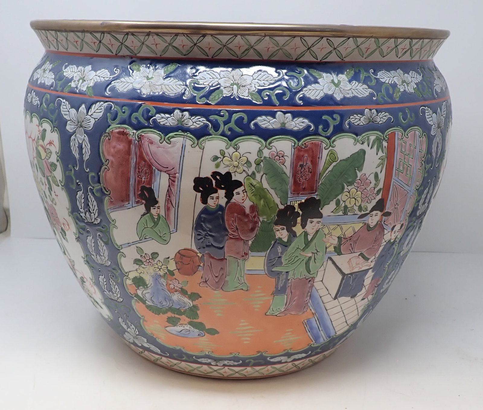 Chinese Porcelain Jardinere: Approx 14 1/2" in diameter and 12" tall. Shipping available ($40 handling charge, plus postage)