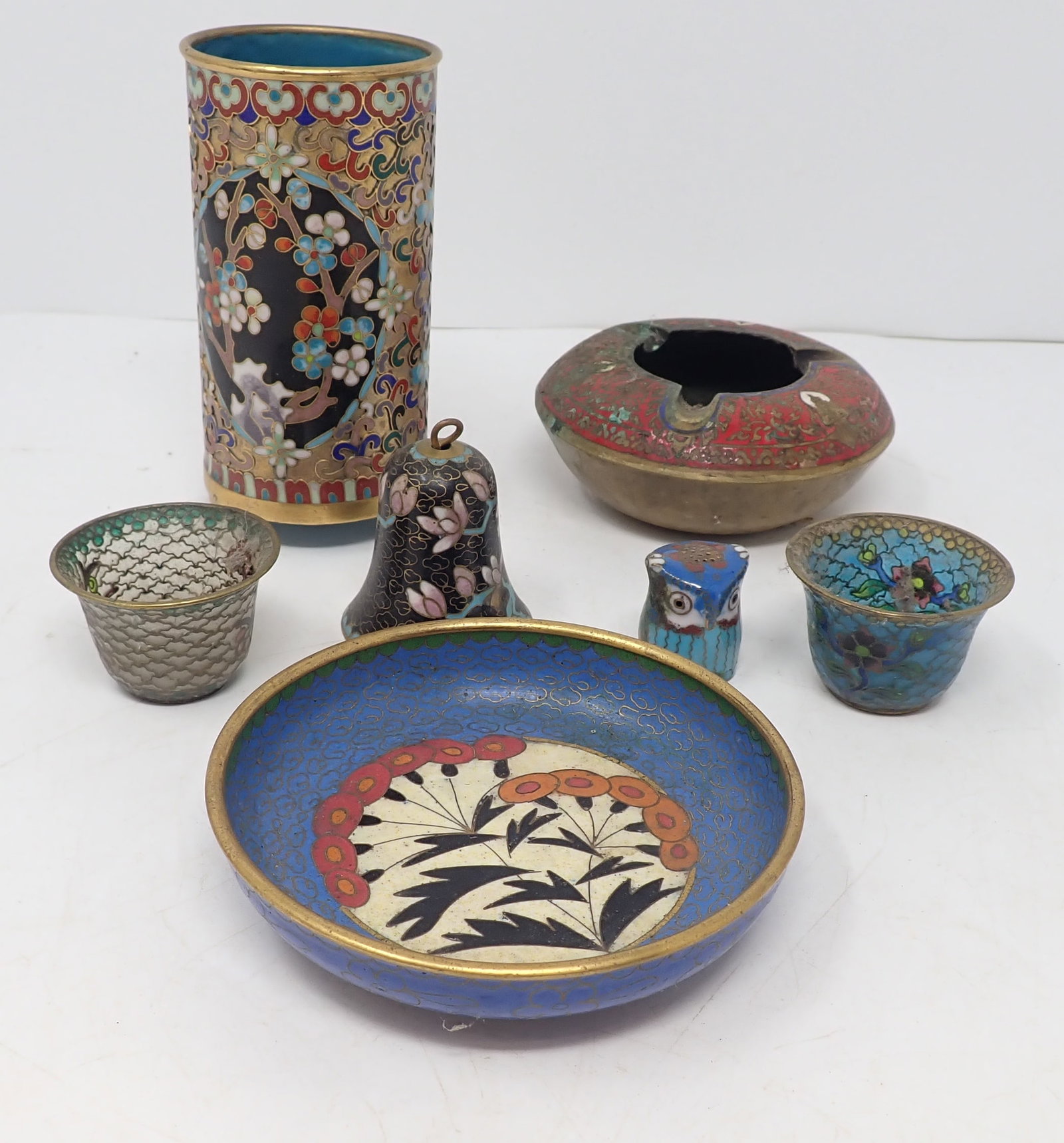 Chinese Cloisonne Vase , Ashtray , & Misc: Tallest is apprx 2 1/4" in diameter and 4 1/2" tall. Shipping available