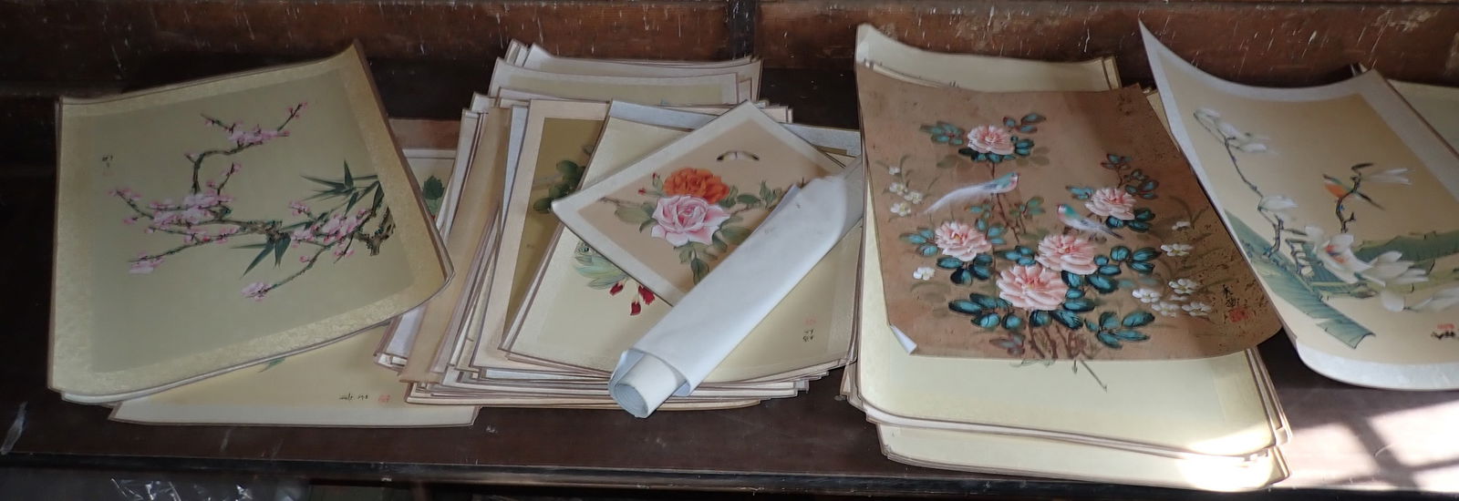 80 Chinese / Japanese Prints & Paintings