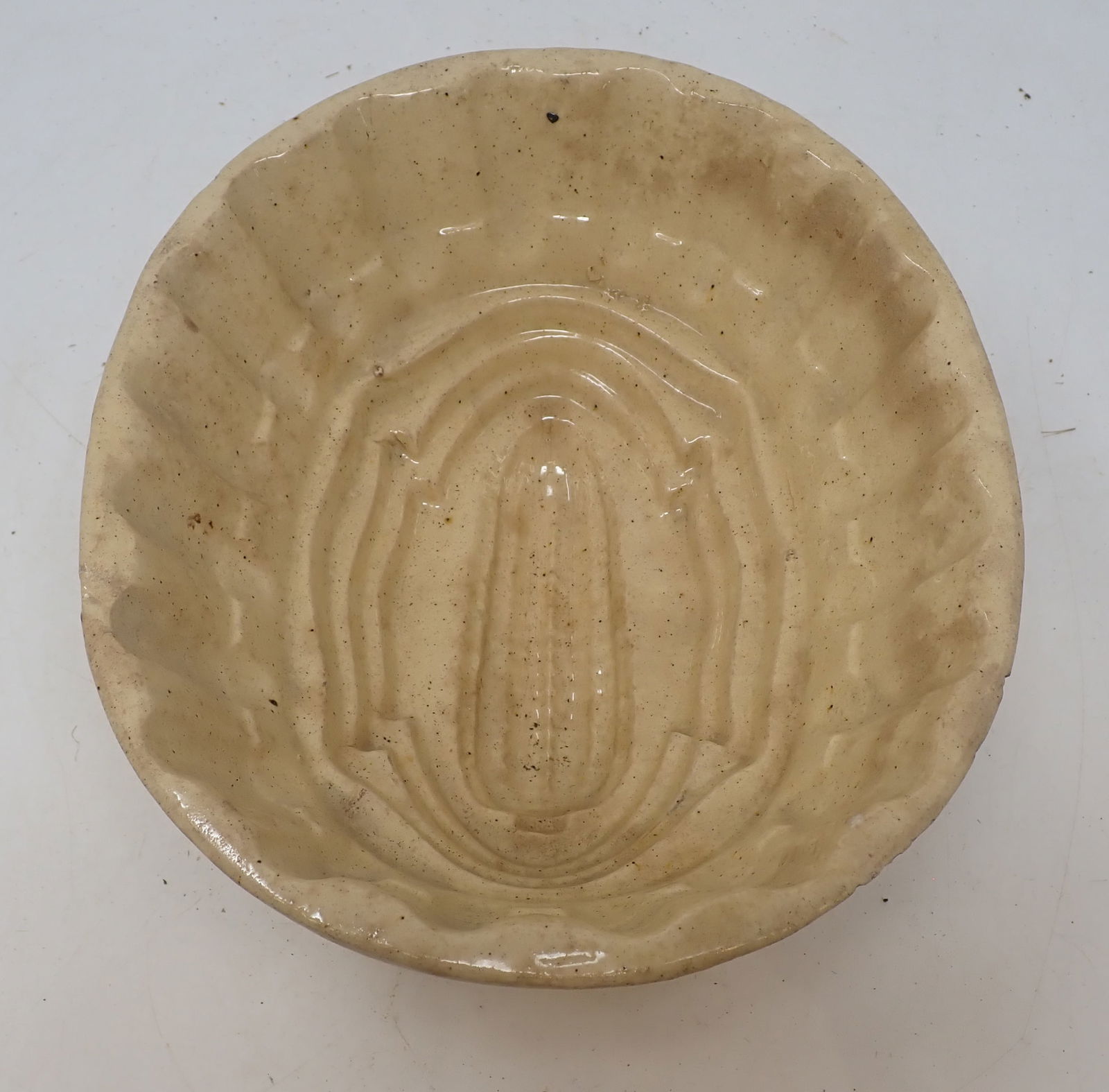 Yellow Ware Corn Mold (1 of 5)