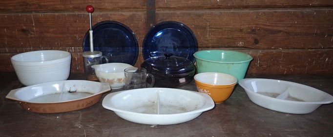 Pyrex , Hamilton Beach Mixing Bowl & Misc