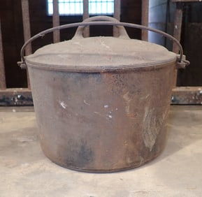 Griswold No. 7 Flat Bottom Kettle