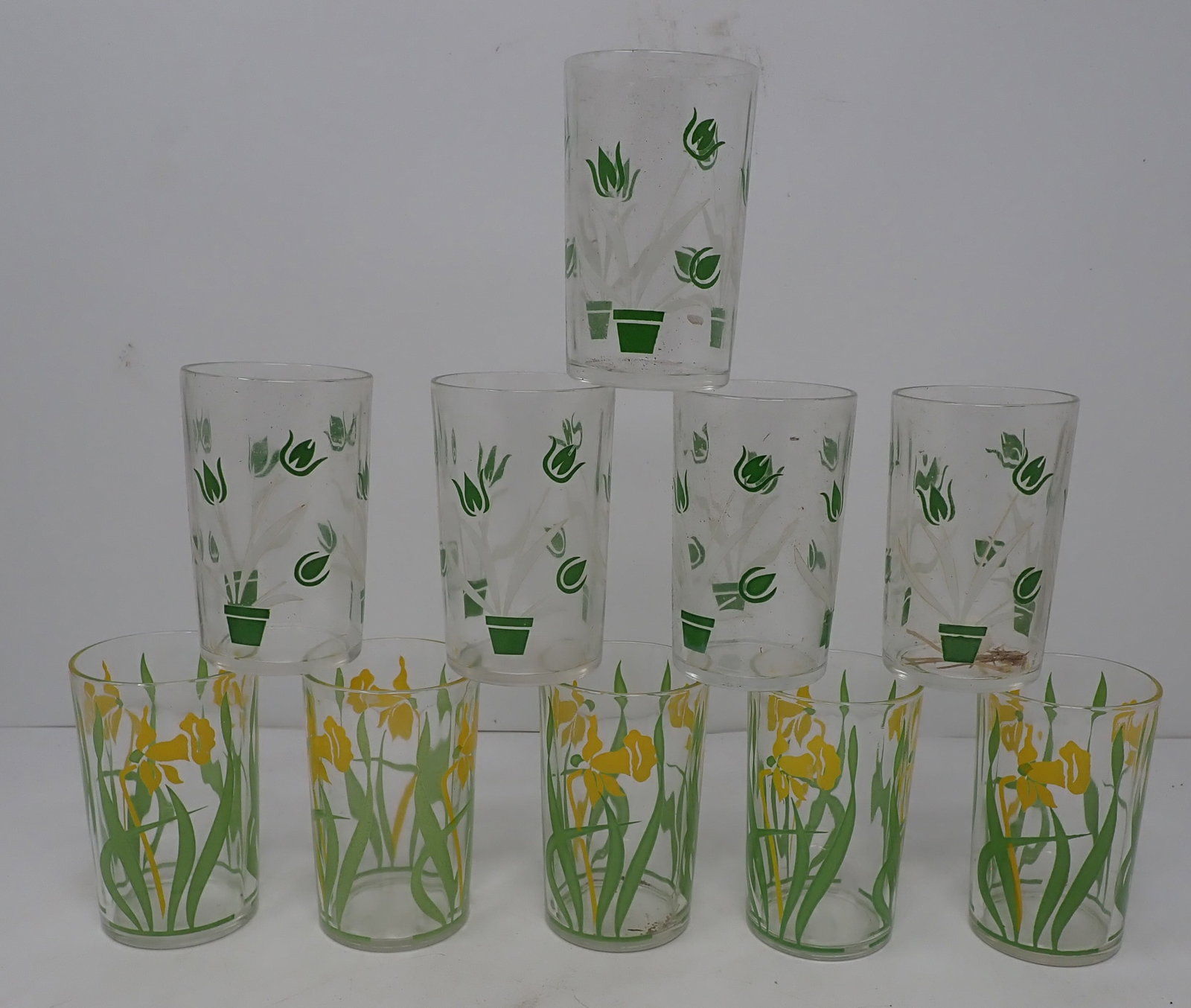 Juice Glasses: Approx 2 1/4" in diameter and 3 1/2" tall. Shipping available
