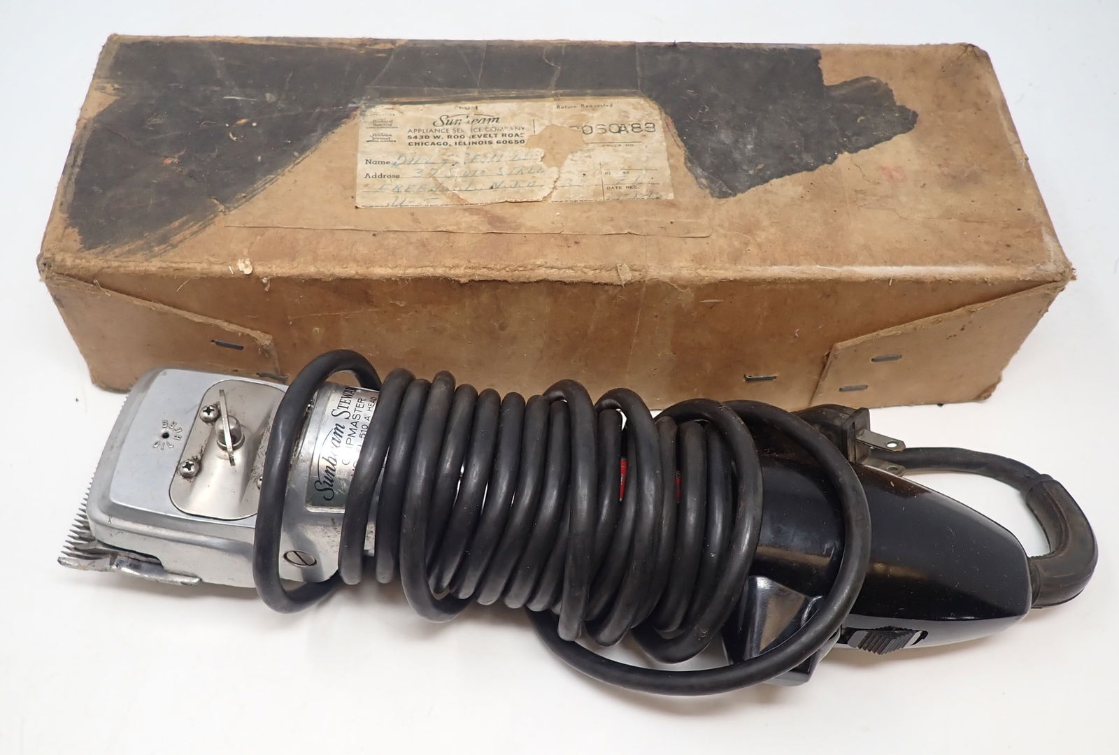 Sunbeam Stewart Clipmaster Shears (1 of 5)