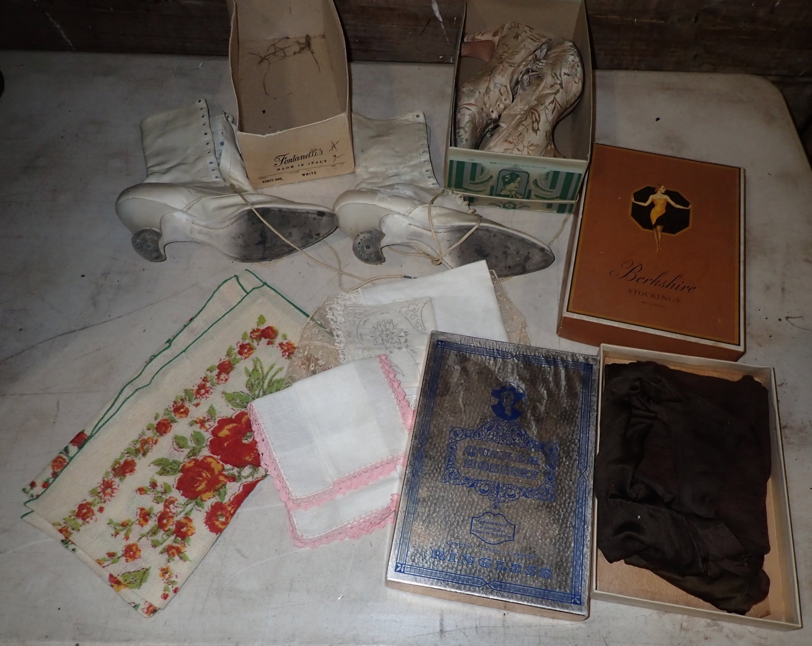 Shoes , Stockings , & Misc: Berkshire stocking box is empty. Shipping available