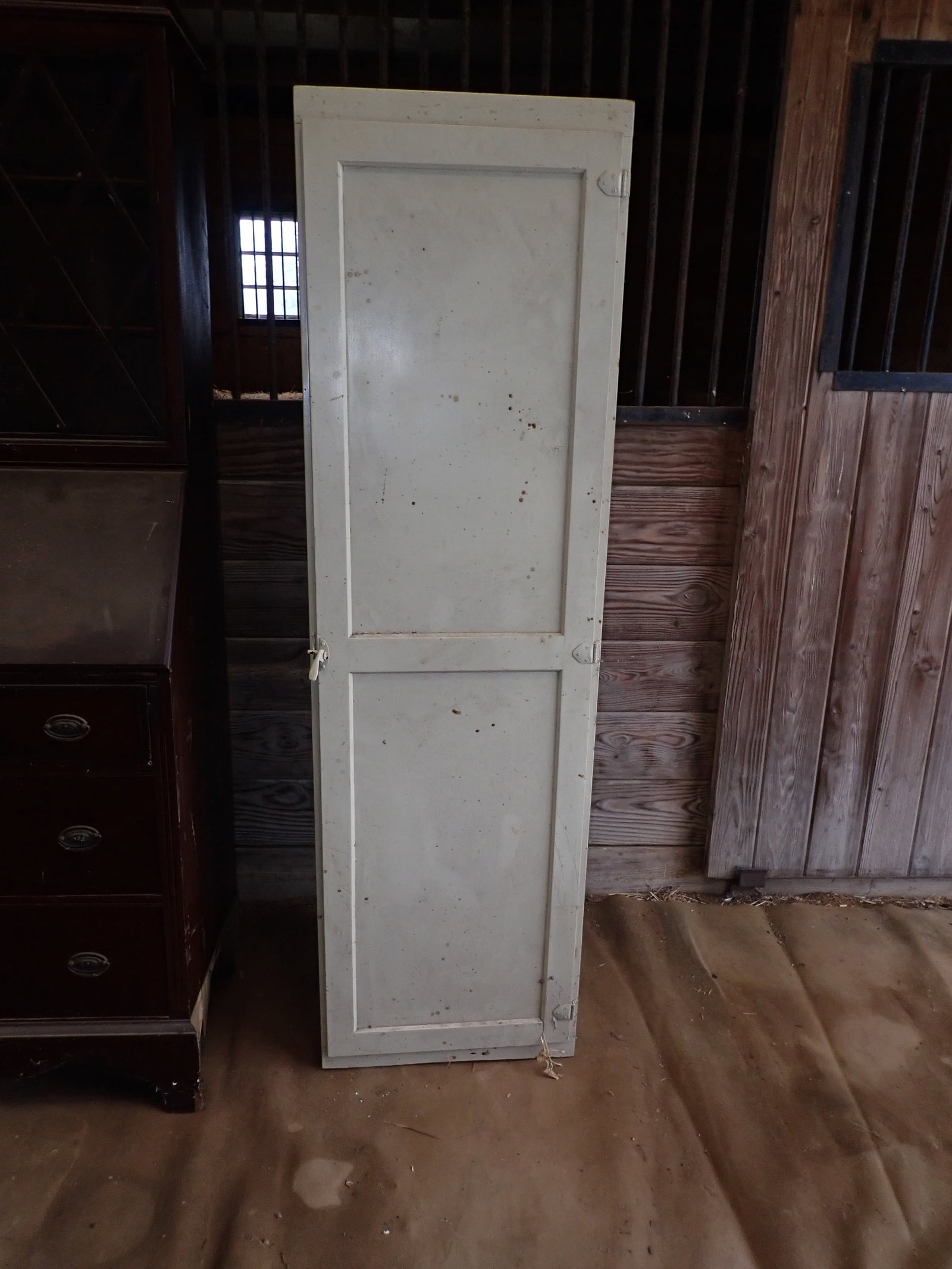 Wood Kitchen Utility Cabinet: Approx 13" x 18" x 61 7/8" tall. No in house shipping !