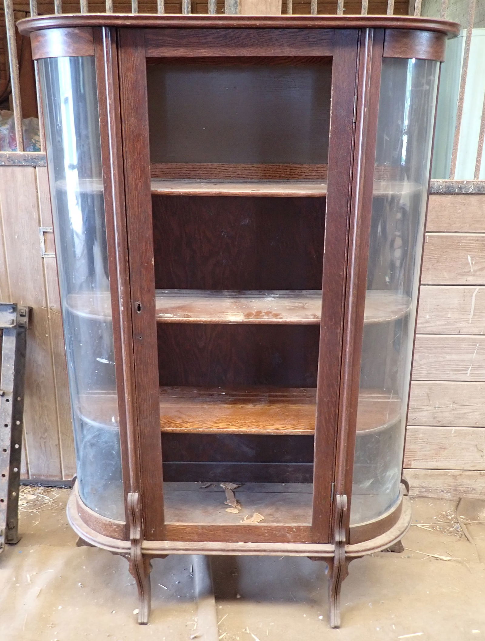Oak China Closet: Approx 13" x 40 x 60" tall. No in house shipping ! Bring help to remove !
