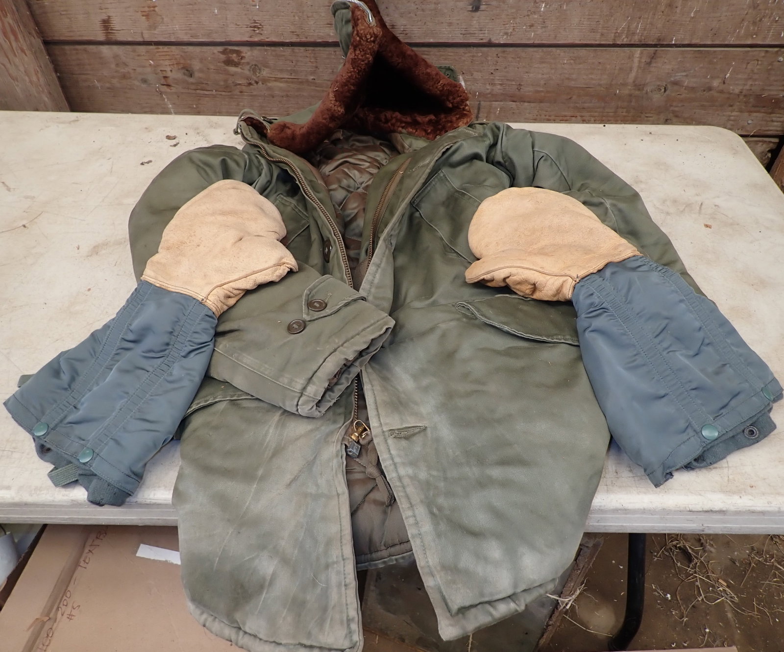 B-9 Parka & U.S. Air Force Mittens: Shipping available