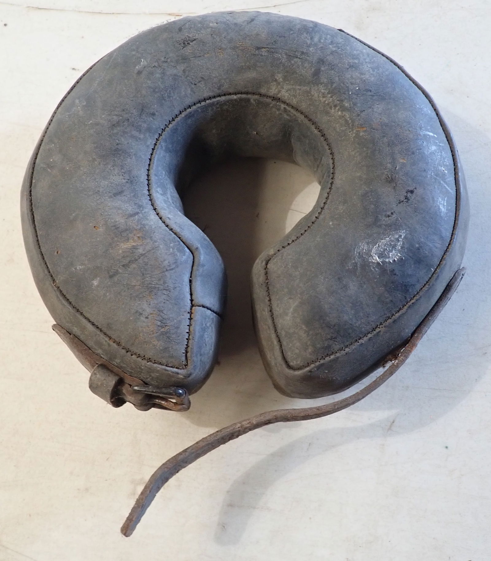 Leather Draft Horse Shoe Boil Boot (1 of 5)