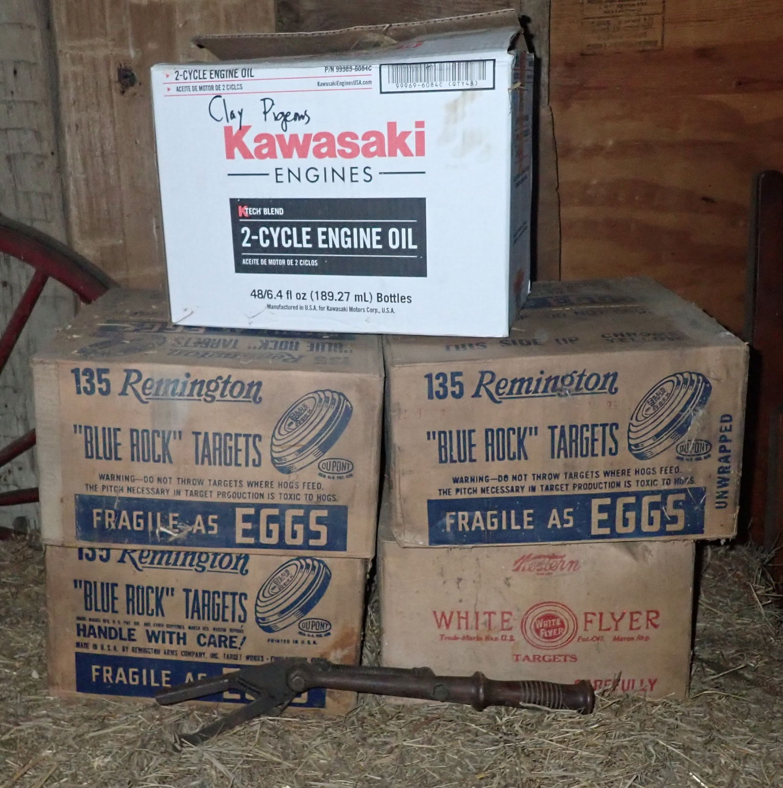 Remington & White Flyer Blue Rock Targets (1 of 3)