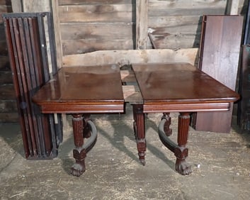 Extension Table w/  Claw Feet & 9 Leaves