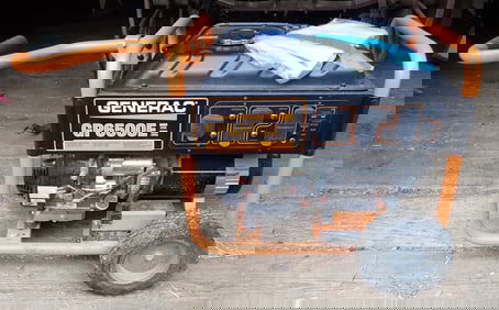 Generac GP6500E Generator
