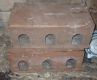 2 Rabbit Houses