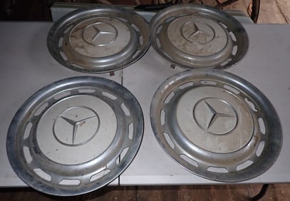 Mercedes Hubcaps