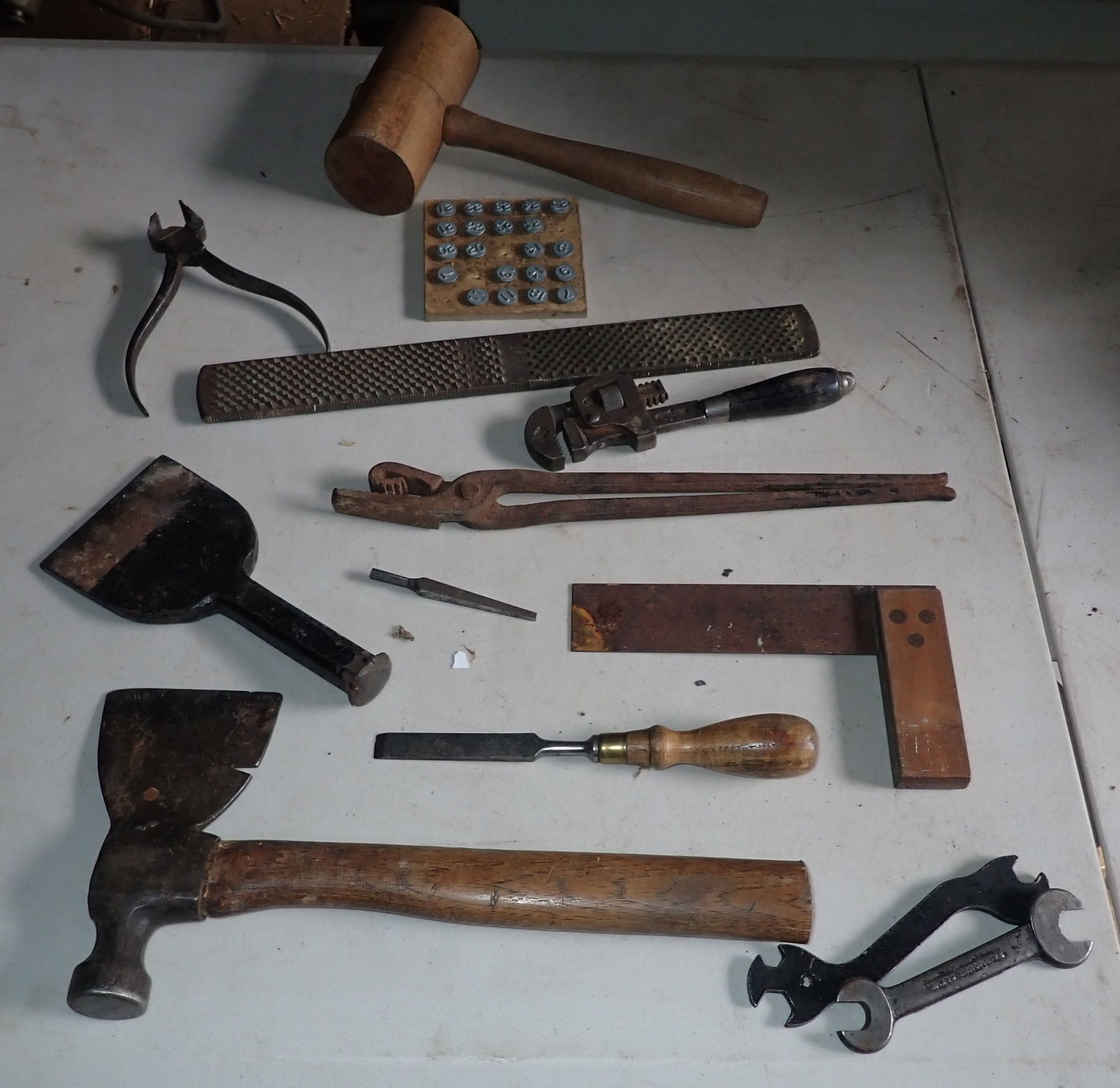 Hatchet Blacksmith Tongs & Misc Tools (1 of 5)