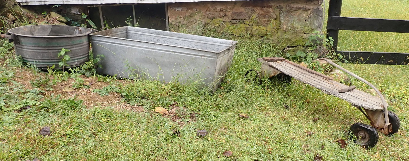 Wagon & Galvanized Tubs: Largest is approx 23 3/4" x 45 1/2" x 14" tall. NO in house shipping !