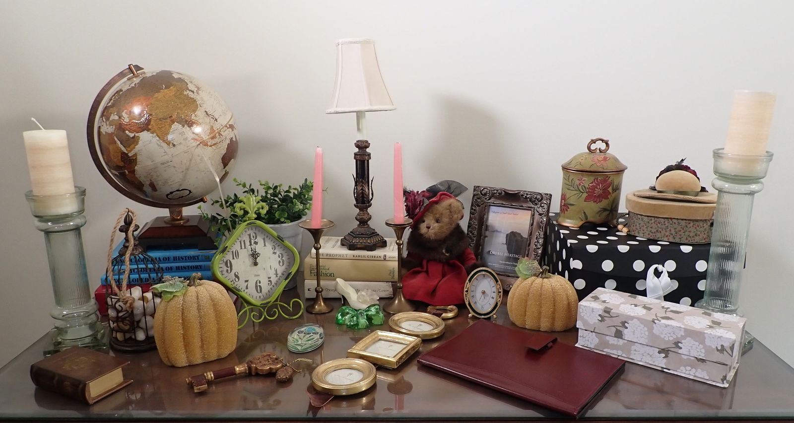 Decorator & Misc Items (1 of 10)