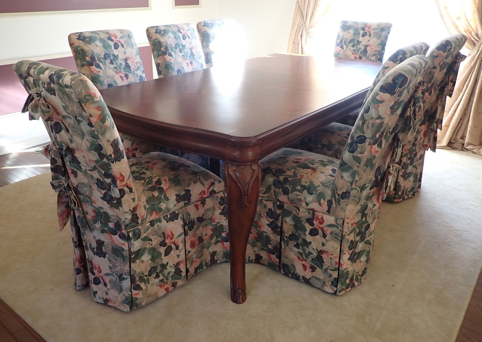 French Style Dining Room Table & 8 Chairs (1 of 7)