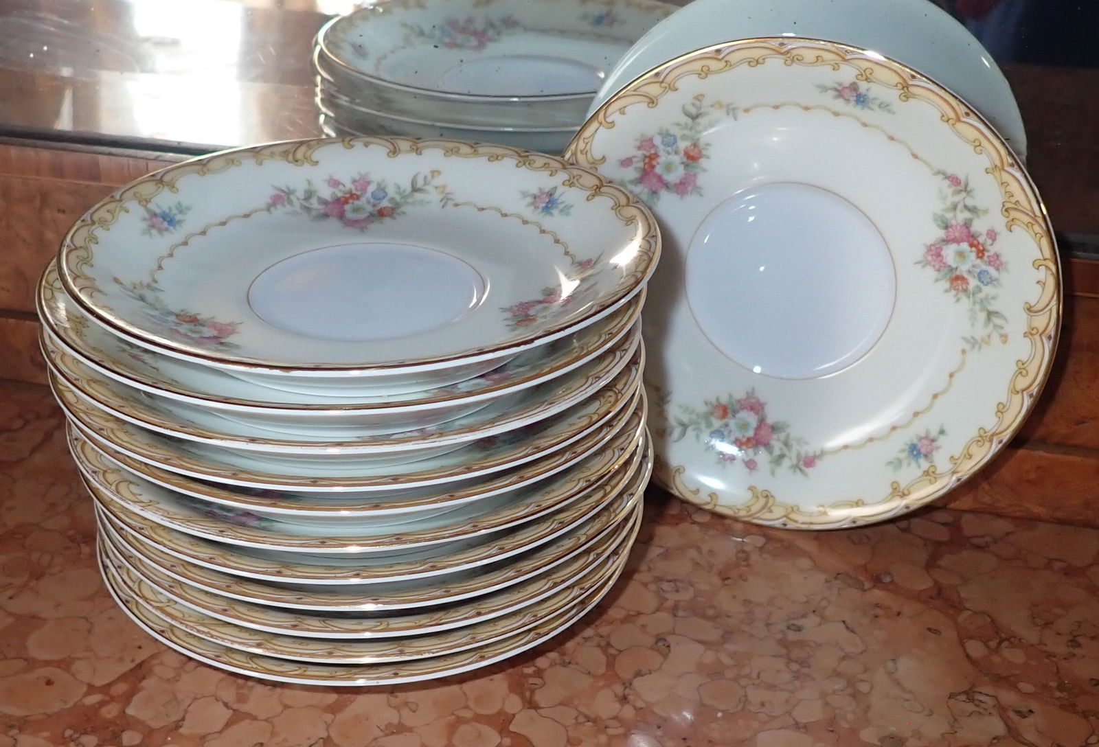12 Noritake 592 Belvoir Saucers: Apprx 5 1/2" in diameter. Shipping available