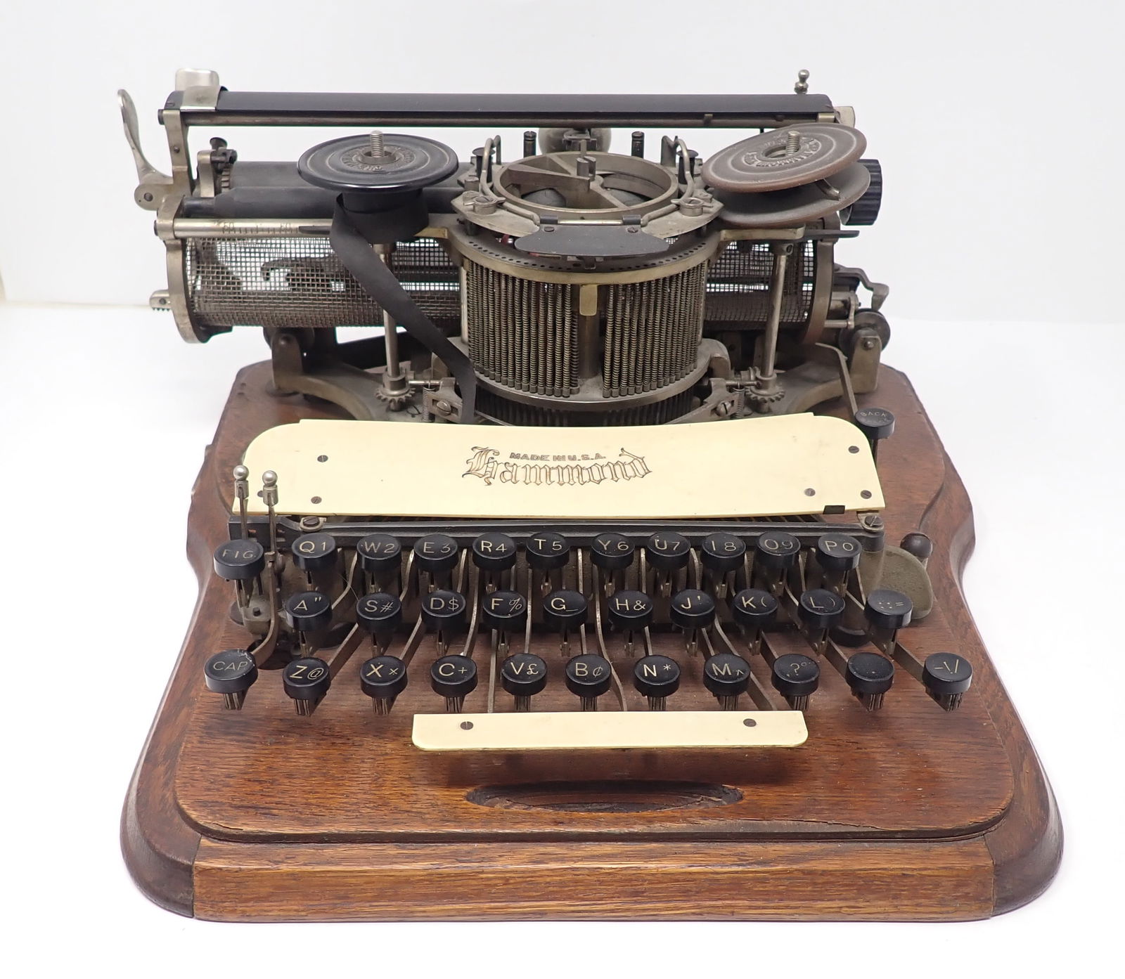 Hammond Typewriter (1 of 16)