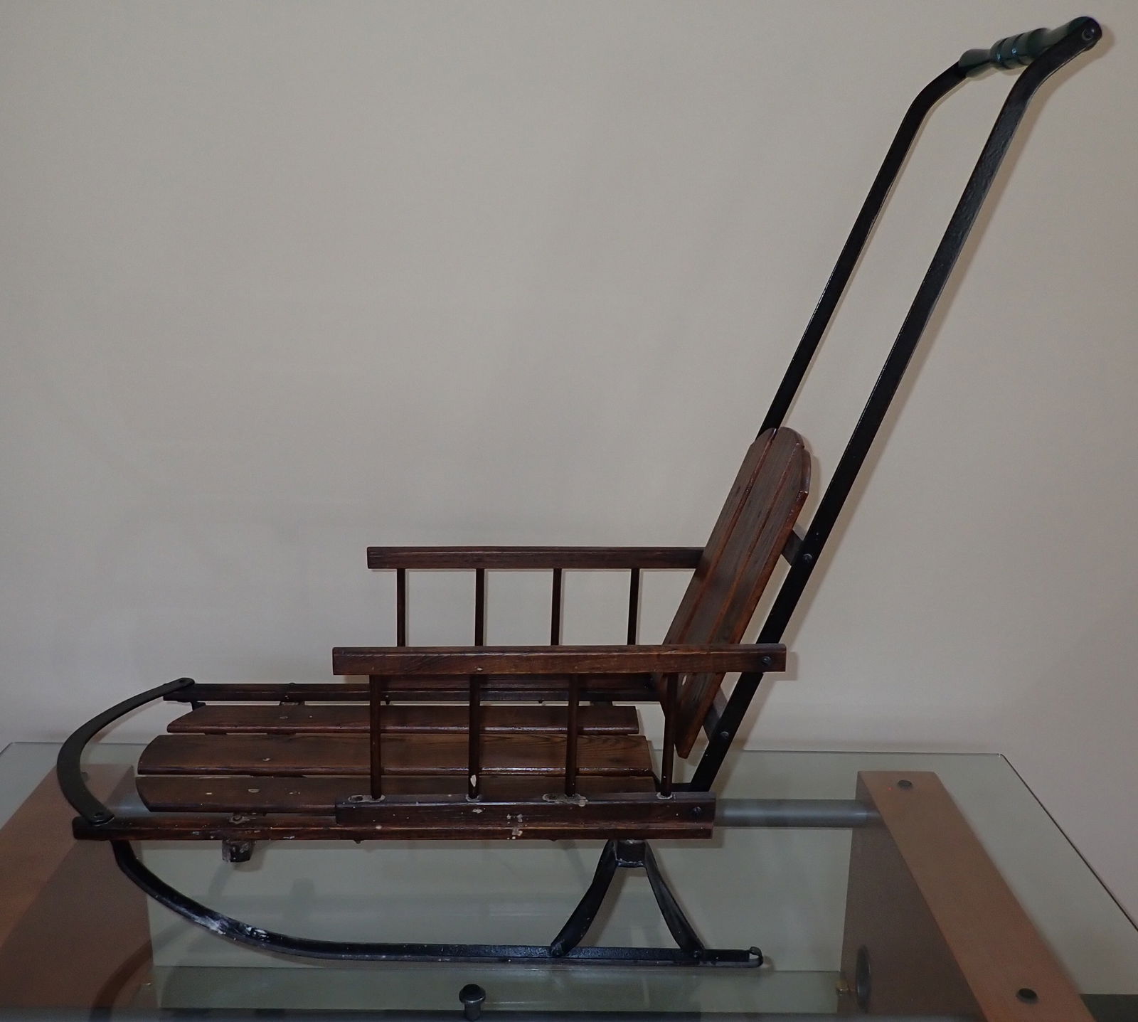 Auto-Wheel Coaster 119 Sled (1 of 7)