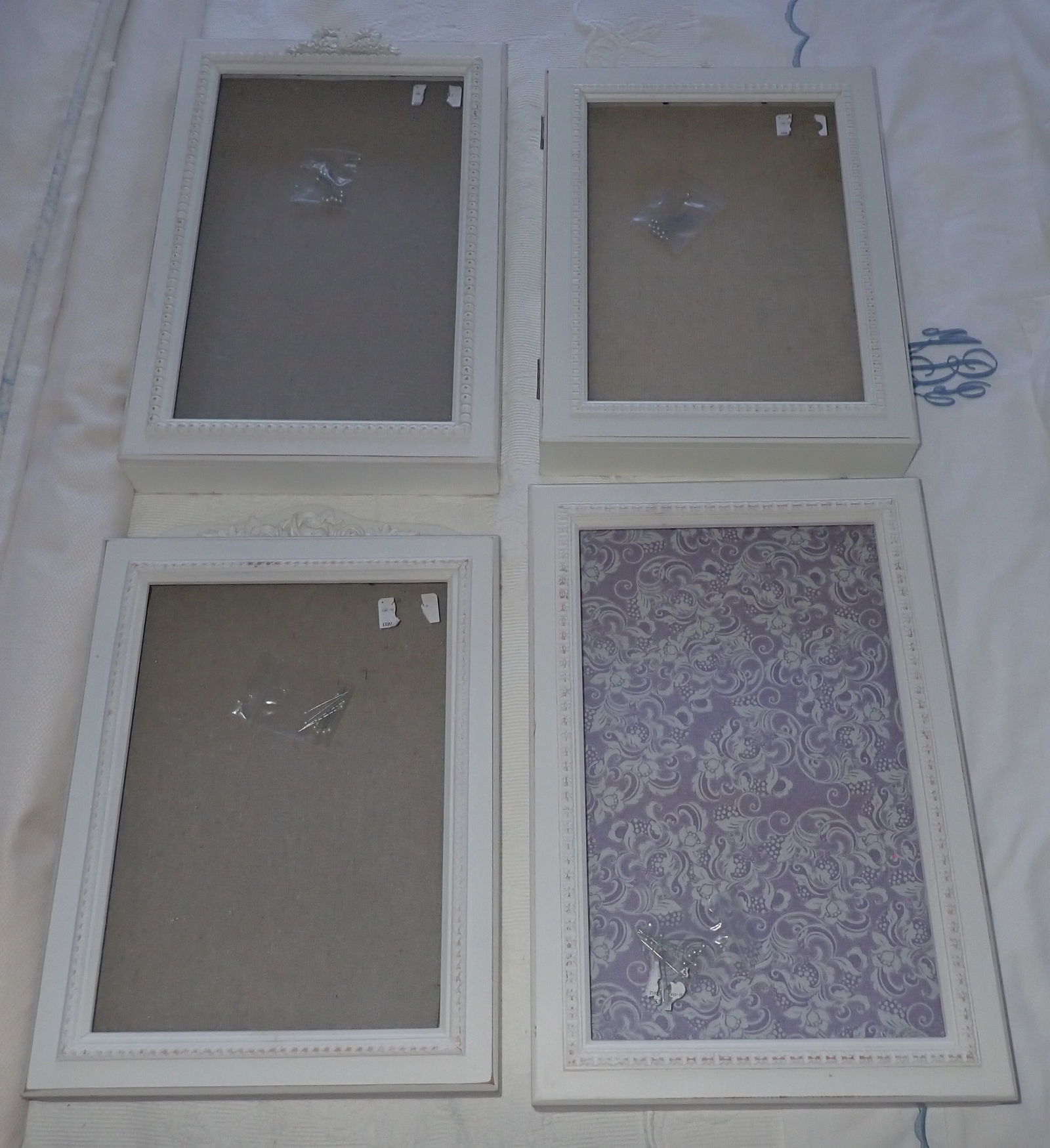 4 Display Cases (1 of 2)