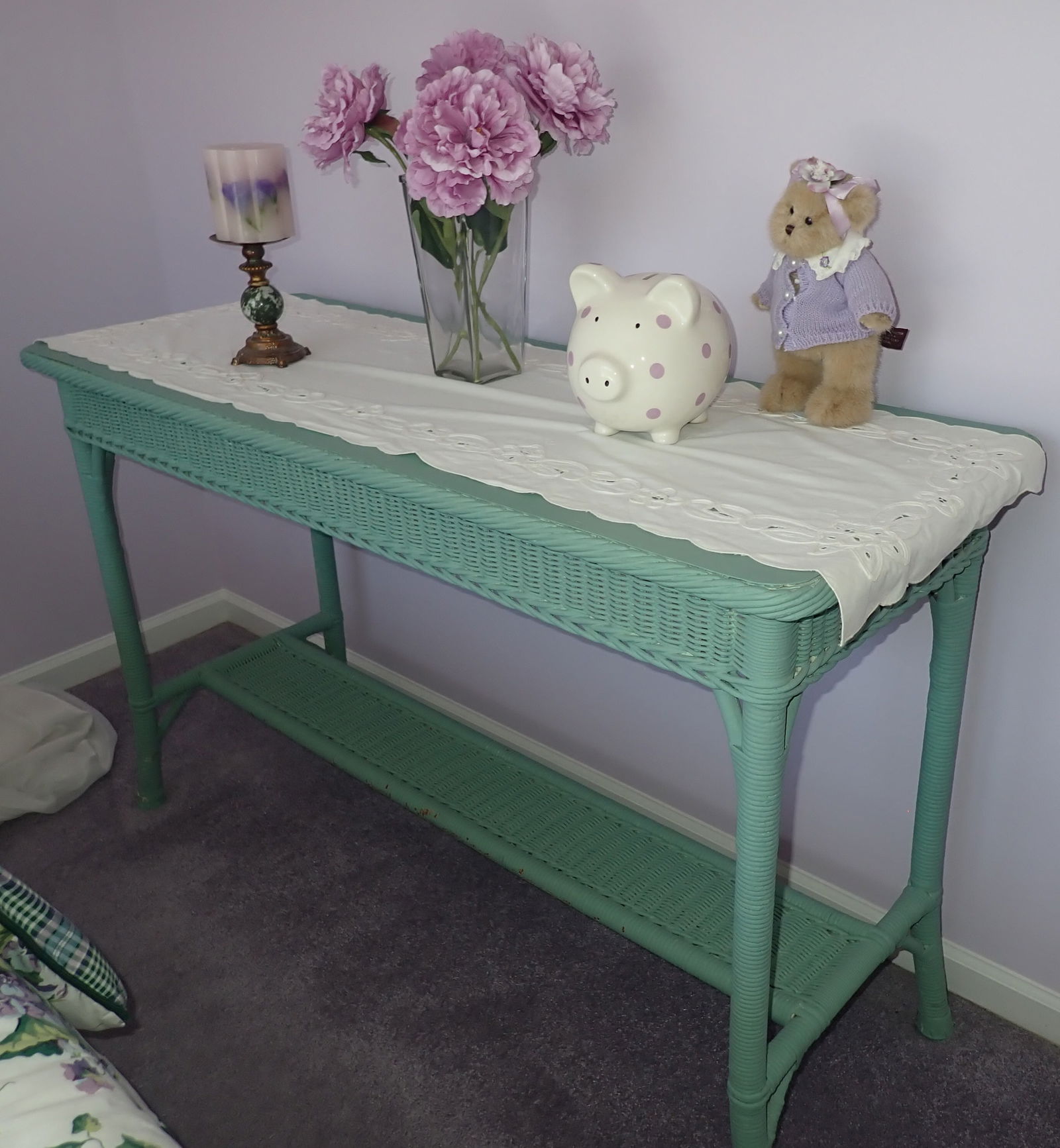 Wicker Console Table/  Stand & Contents (1 of 4)
