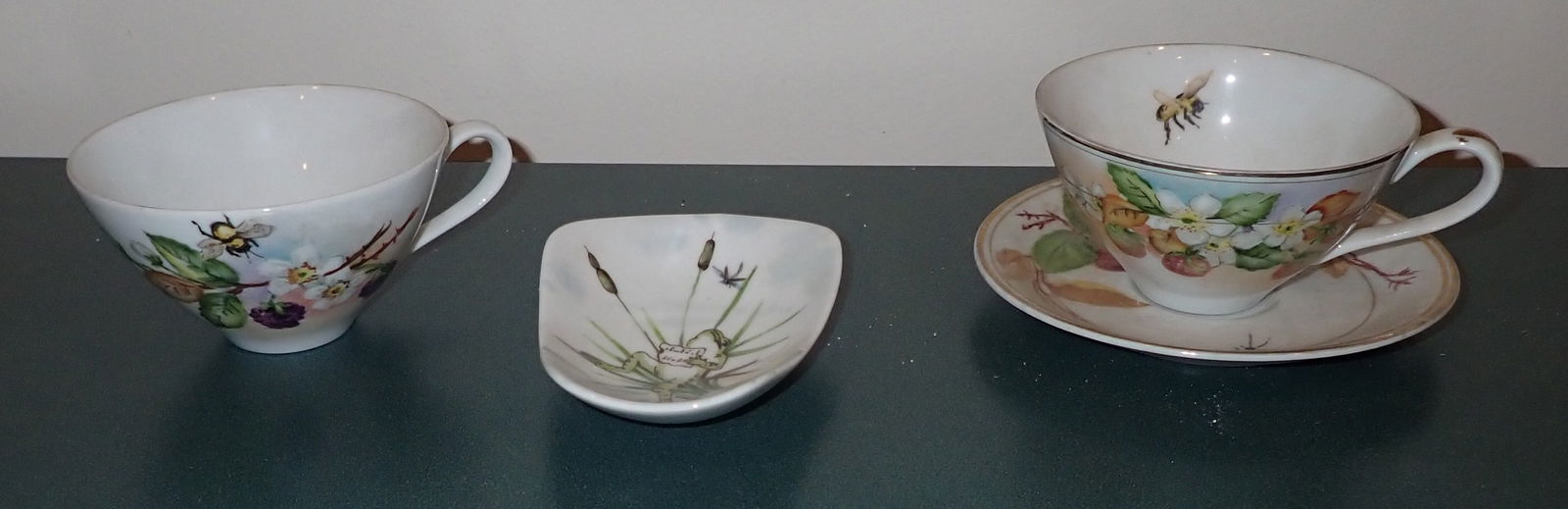 B. Lubin Hand Painted Frog Dish, Cups, & Saucer (1 of 6)