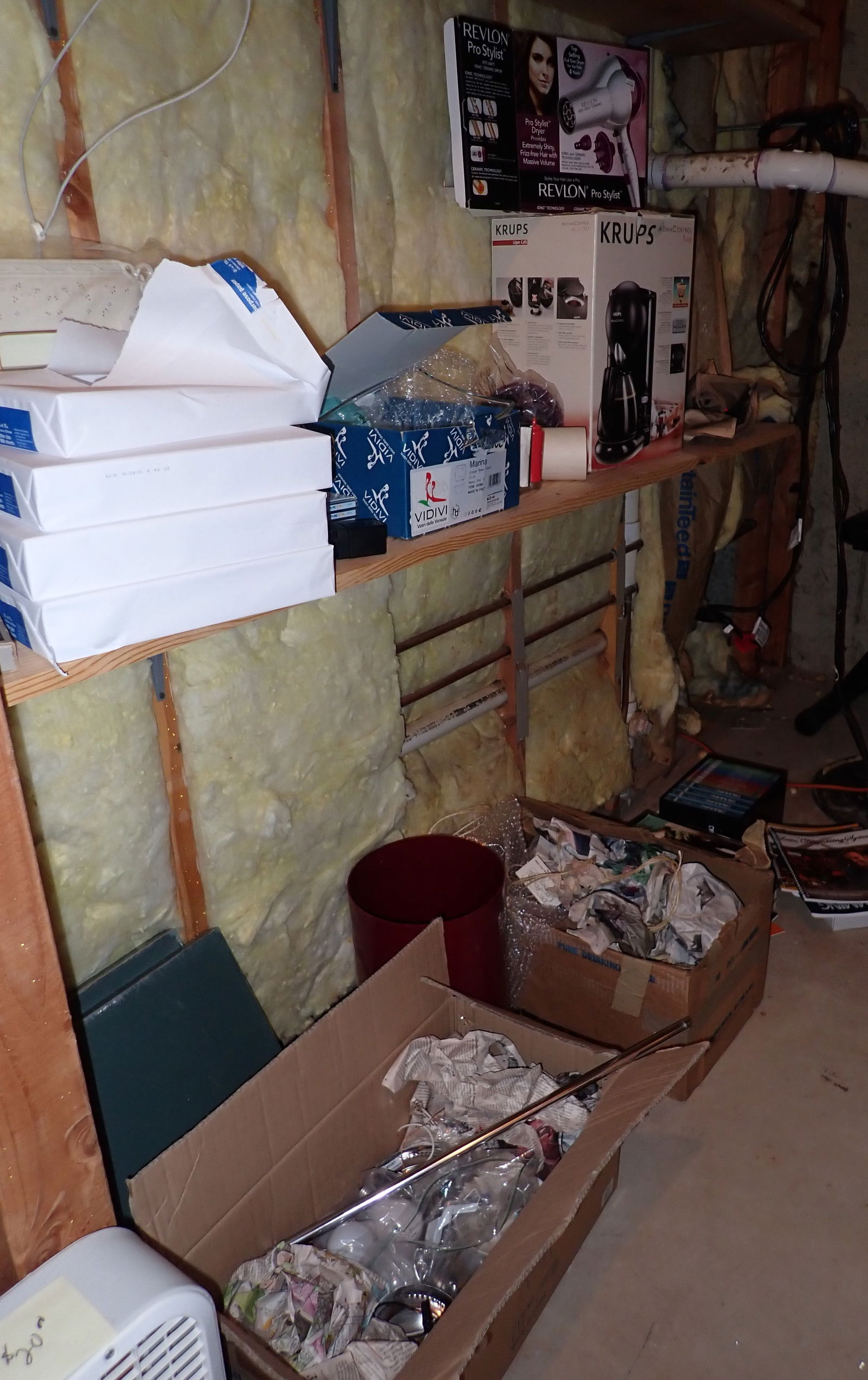 Misc Room Contents (1 of 14)