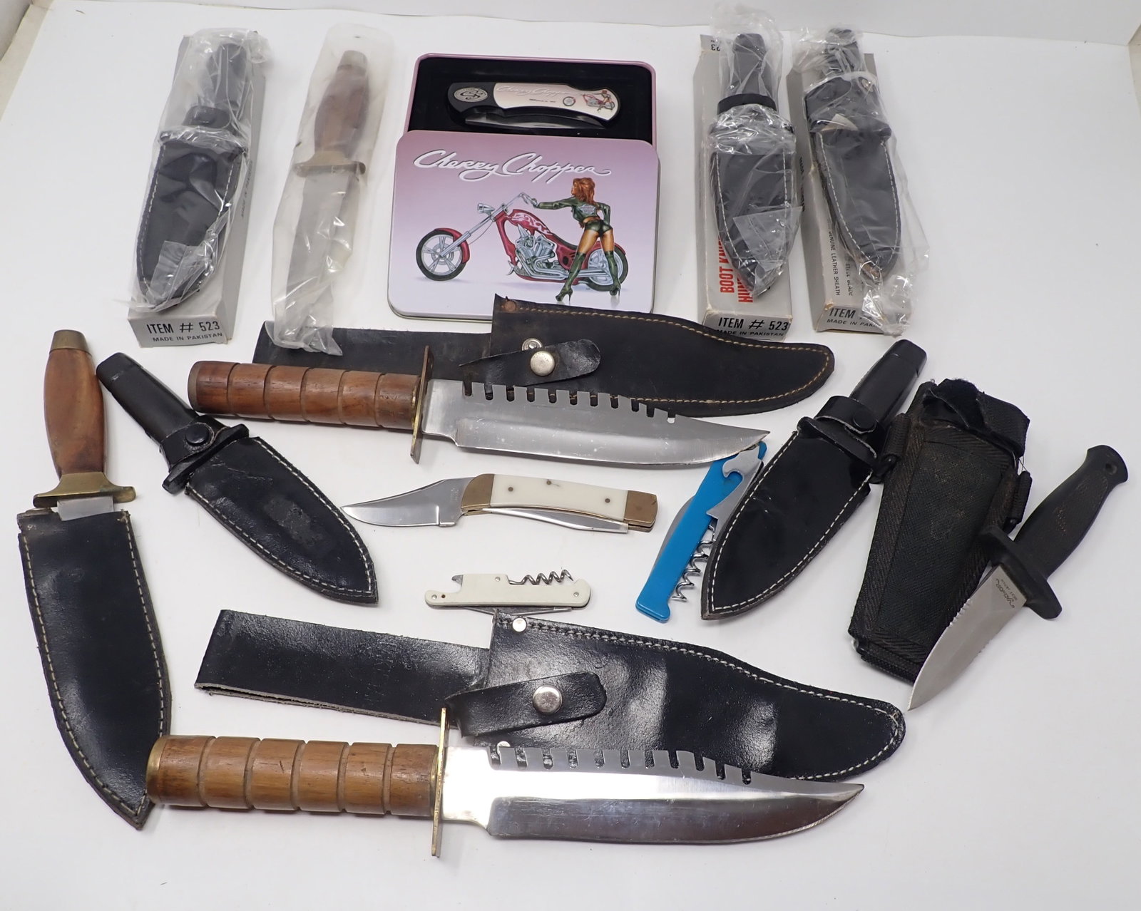 Lot of Misc Knives: Largest are approx 11 1/4" . Shipping available
