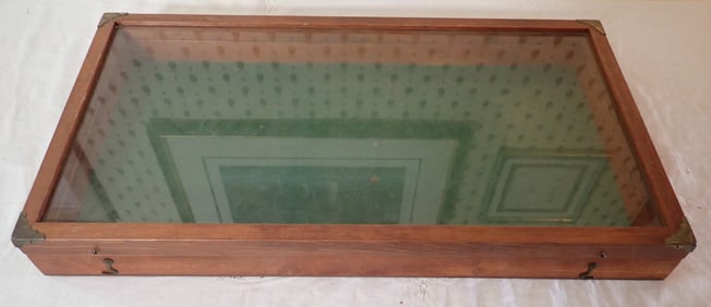 Display / Showcase