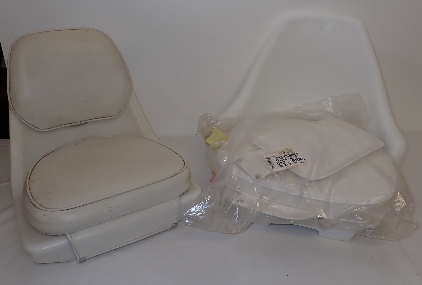 Todd & Cobia Boat Seats: Not sure if cushions fit seat on right or not. Shipping available ($20 handling charge, plus postage. May ship in two boxes)