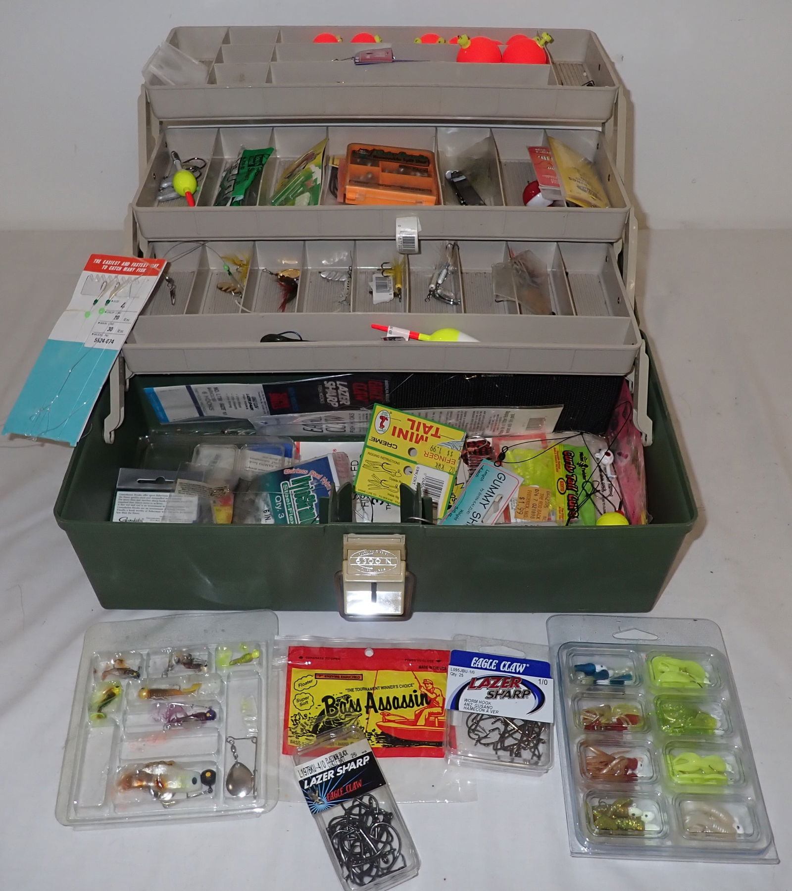 Plano Tackle Box w/ Hooks , Spinners , Jigs & Misc (1 of 8)