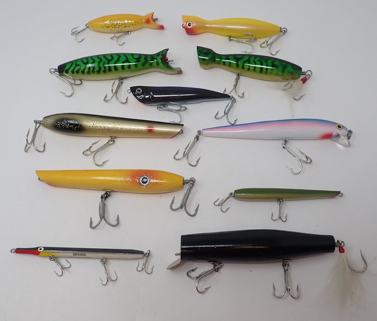 Fishing Lures: Largest is apprx 6 1/2". Shipping available