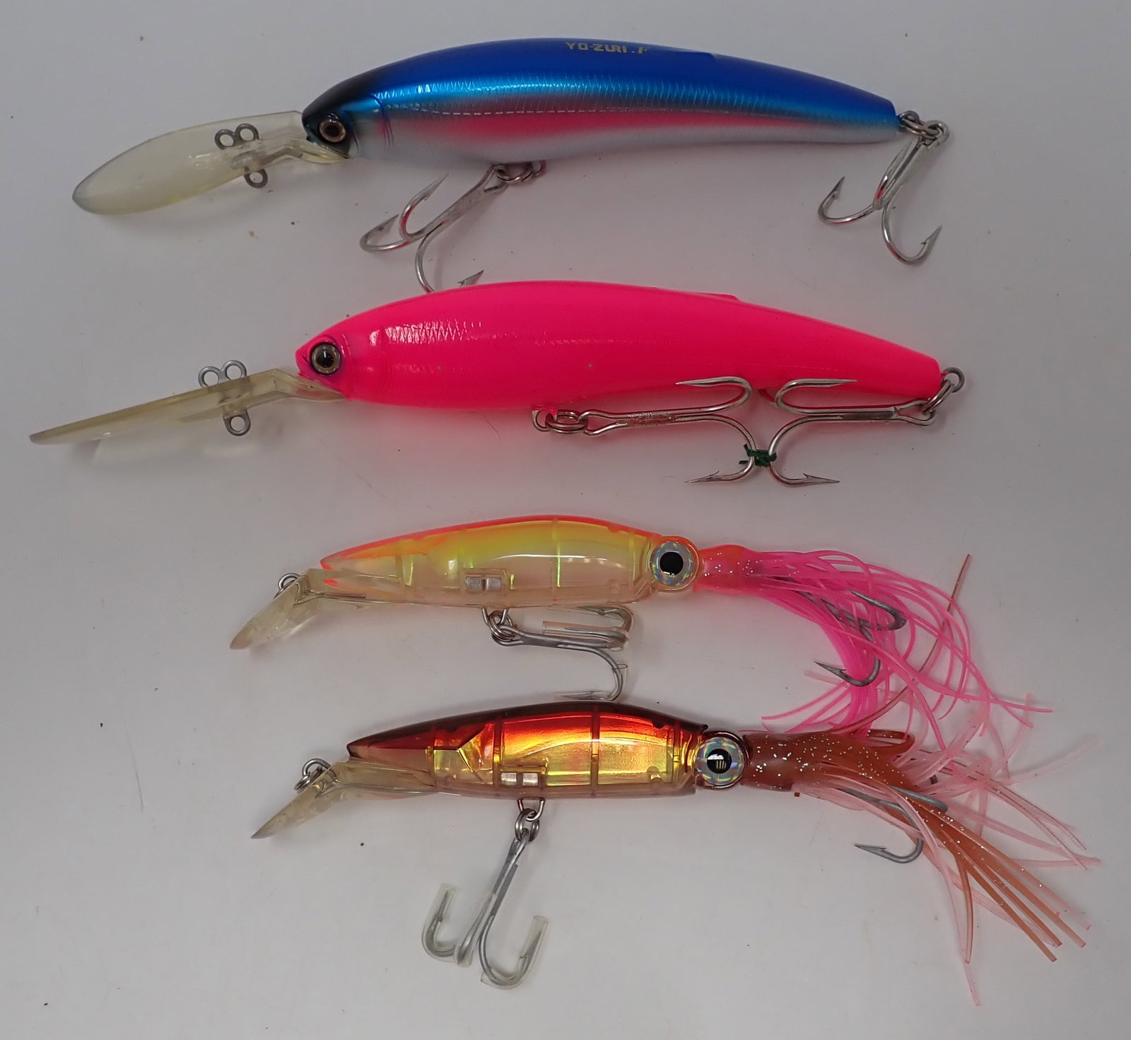 Yo-Zuri Fishing Lures: Longest are approx 9 1/2" long. Shipping available