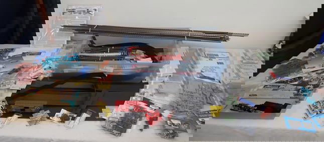 HO Scale Train Accessories