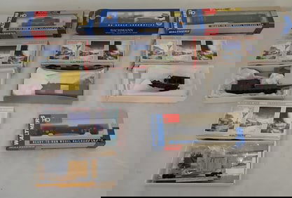 Walthers HO Scale Train Cars & Locomotive