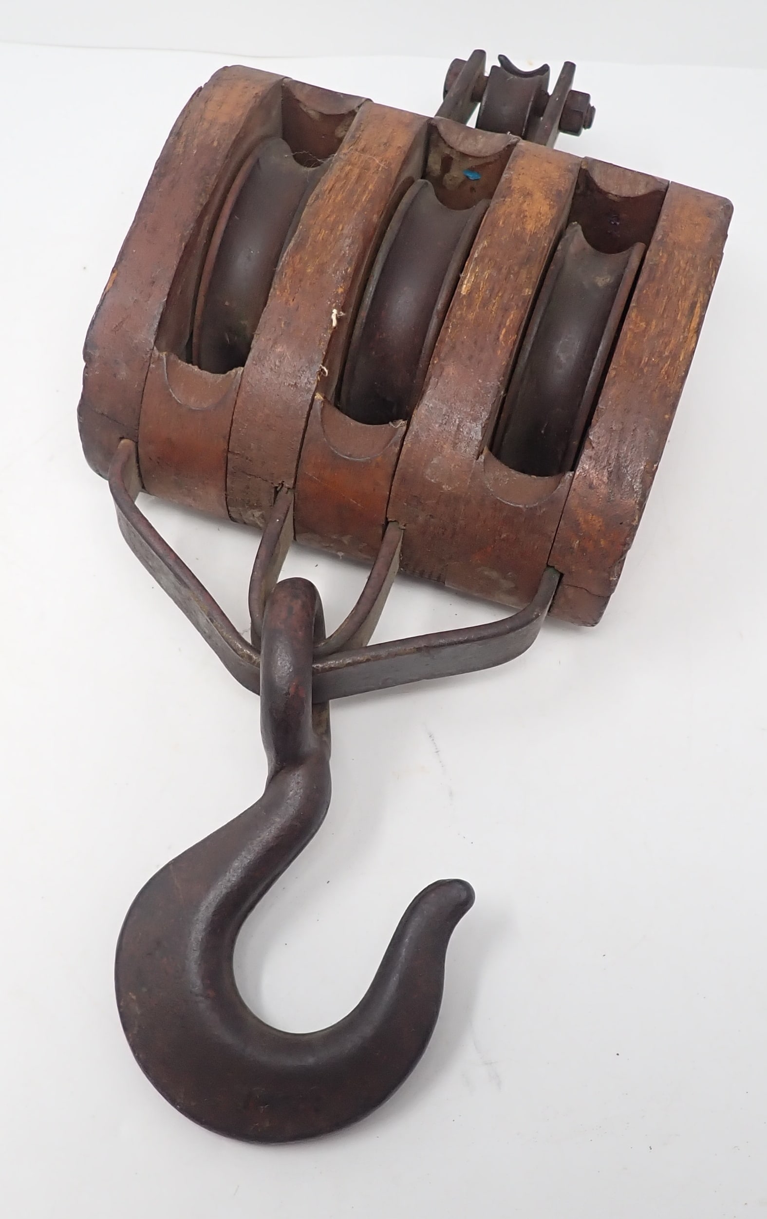 Wooden Block Pulley (1 of 4)