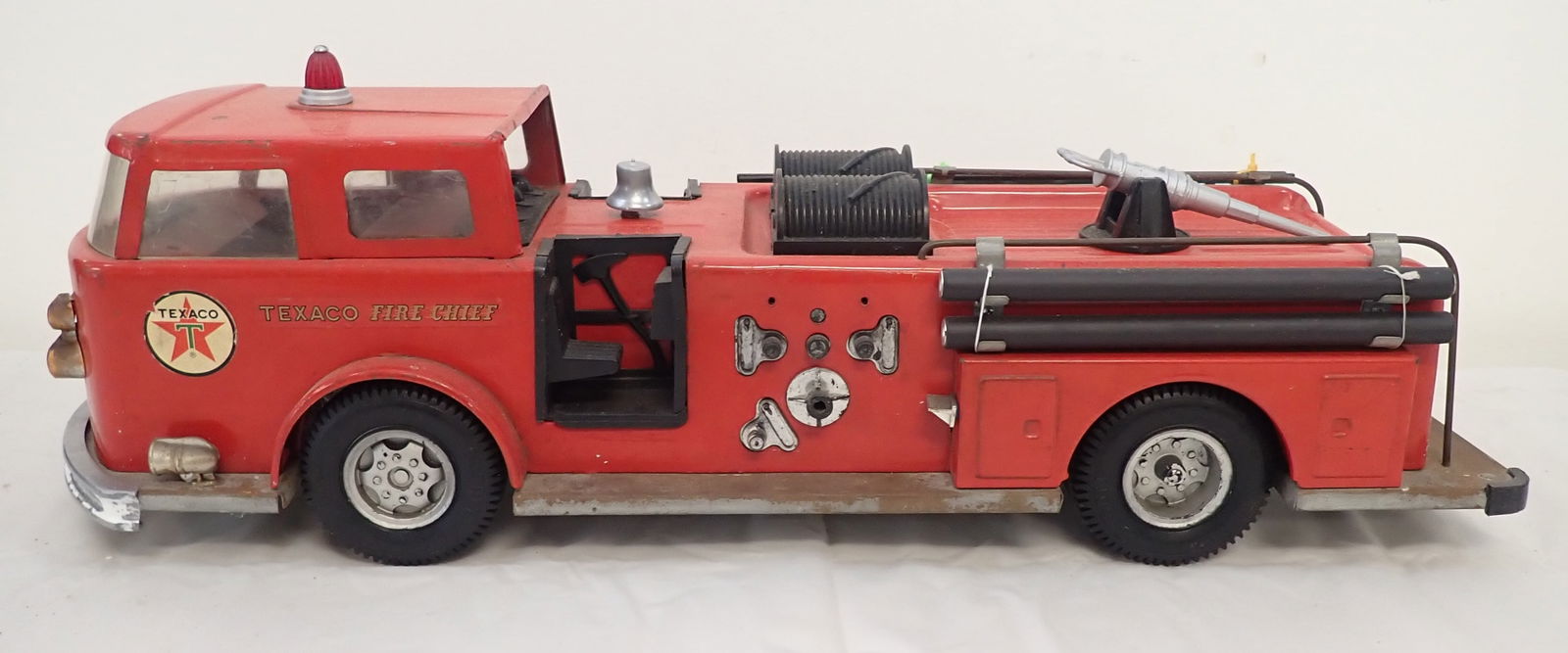 Buddy L Texaco Fire Chief Truck: Approx 25" long. Shipping available ($20 handling charge, plus postage)