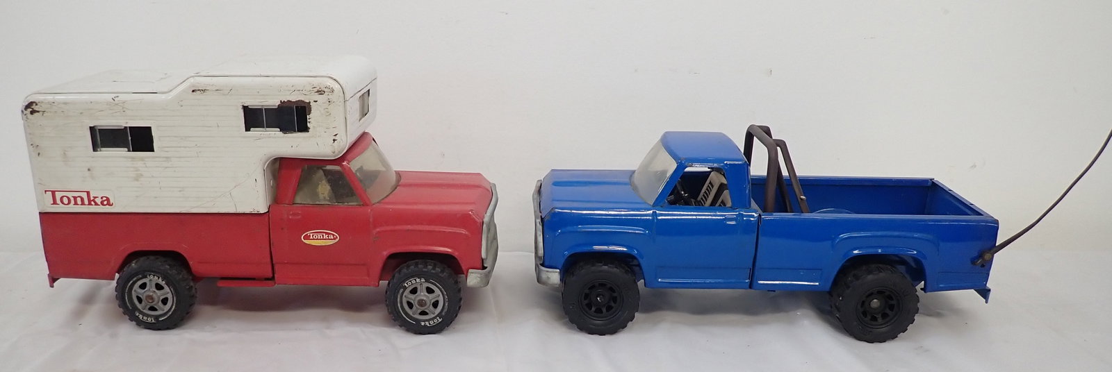 Tonka Pick up Trucks incl Camper: Approx 14 1/2" long. Shipping available