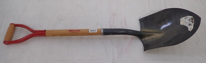 Wallace Pointed Shovel