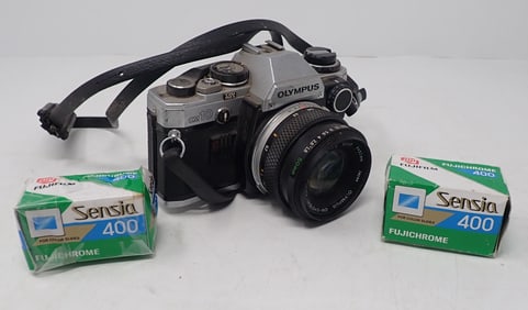 Olympus OM10 Camera & Fuji 400 Film