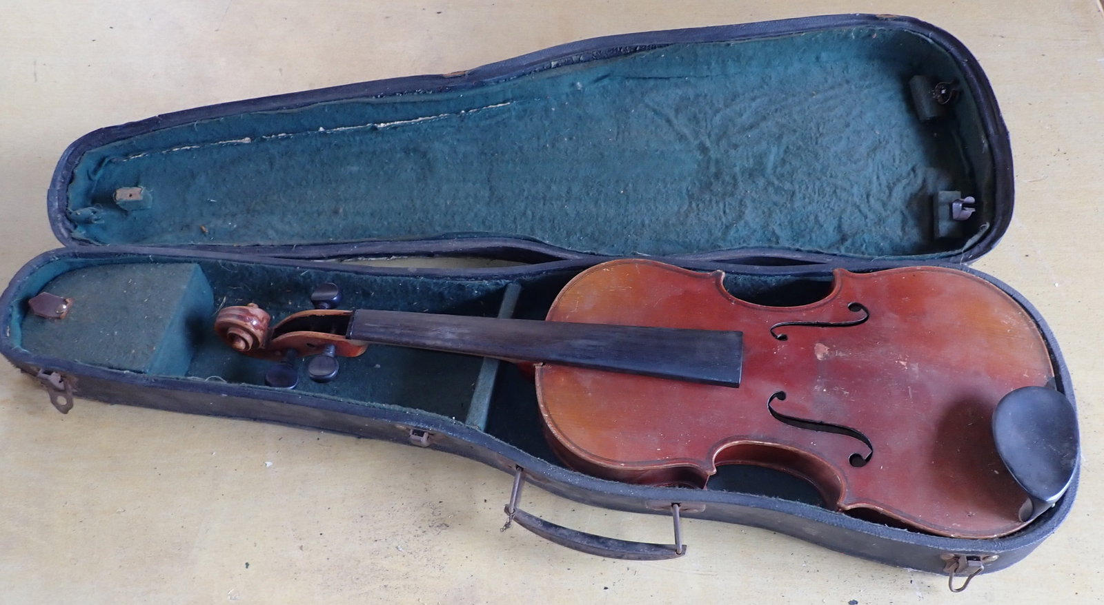 Violin: Apprx 7 1/4" x 23 1/2". Shipping available